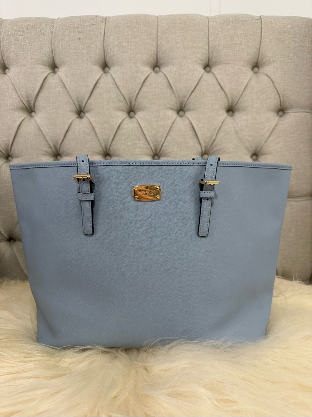 Like New Michael Kors Jet Set Large Carryall tote bag Sky Blue